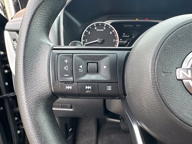 Used 2023 Nissan Rogue SV AWD/4WD image 11