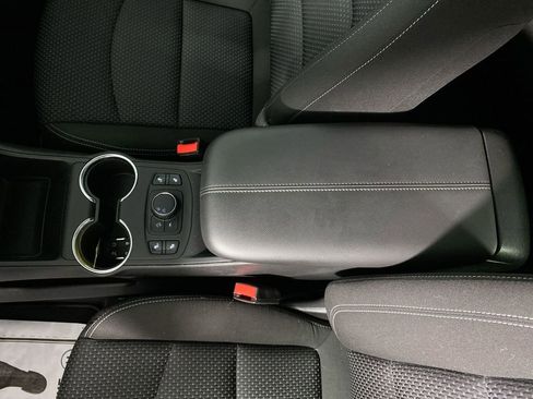 Certified 2023 GMC Terrain SLE w/ Driver Convenience Package image 20