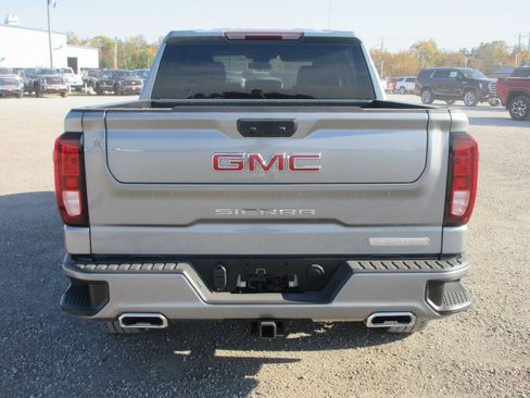 New 2026 GMC Sierra 1500 Elevation image 6