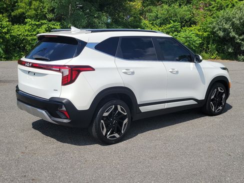 Used 2024 Kia Seltos SX AWD/4WD image 5