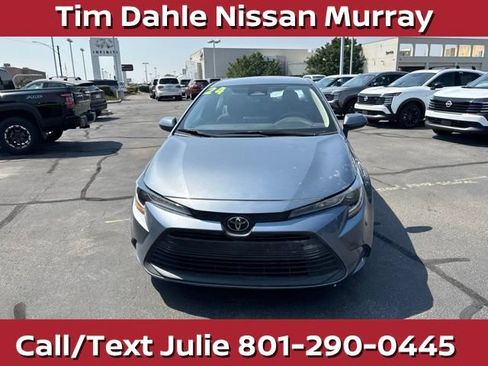 Used 2024 Toyota Corolla LE FWD image 4