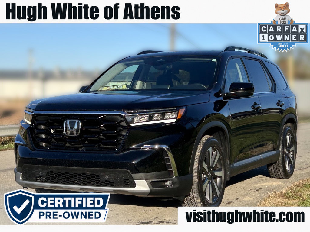 Used 2025 Honda Pilot Touring image 1