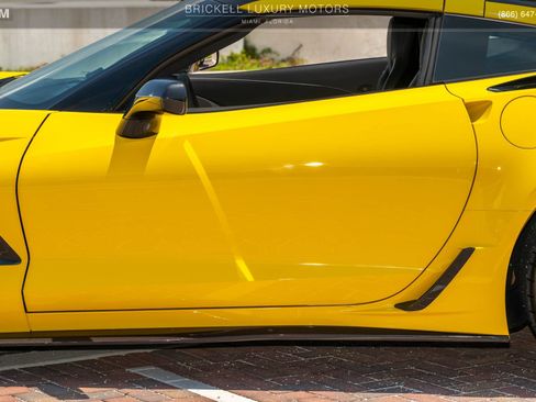 Used 2015 Chevrolet Corvette Z06 w/ 3LZ Preferred Equipment Group RWD image 45