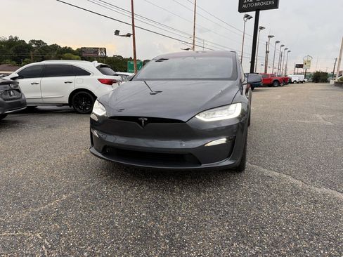 Used 2022 Tesla Model X Plaid AWD/4WD image 7