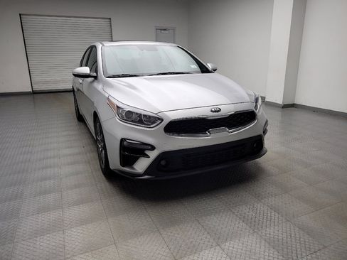 Used 2020 Kia Forte EX w/ EX Special Edition FWD image 14