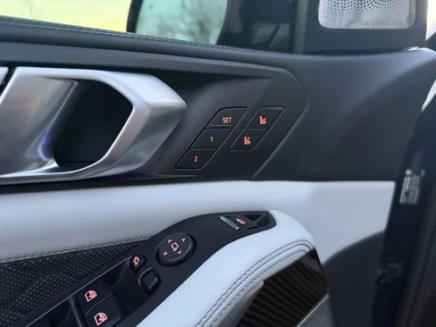 Used 2021 BMW X5 M w/ Competition Package image 18