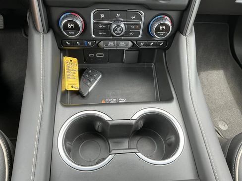 Used 2024 Chevrolet Tahoe Premier image 27