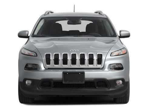 Used 2016 Jeep Cherokee Latitude FWD image 7