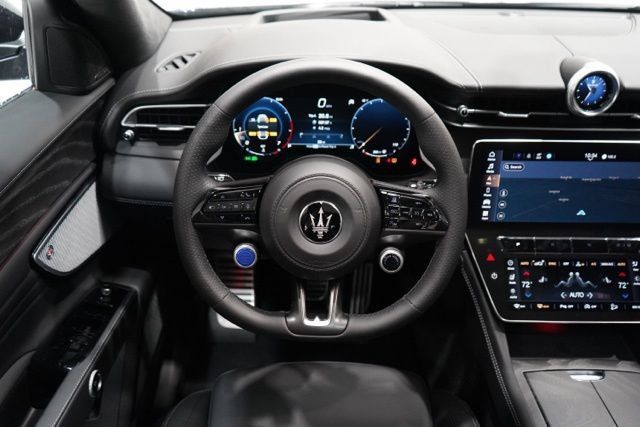 Certified 2025 Maserati Grecale Modena AWD/4WD image 12