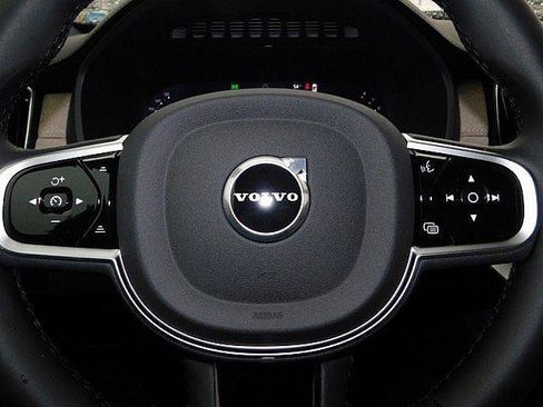 New 2026 Volvo XC90 B5 Core AWD/4WD image 23