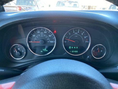 Used 2014 Jeep Wrangler Unlimited Sport w/ Quick Order Package 24S AWD/4WD image 21