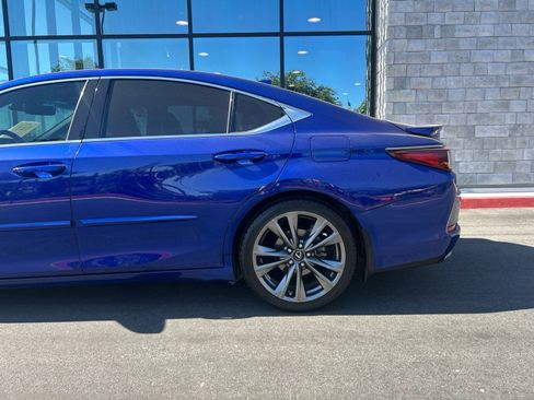 Used 2019 Lexus ES 350 F Sport w/ Accessory Package 2 FWD image 8
