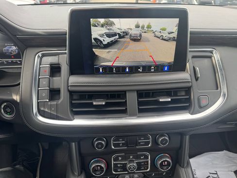 Used 2022 Chevrolet Tahoe LT w/ Luxury Package AWD/4WD image 18