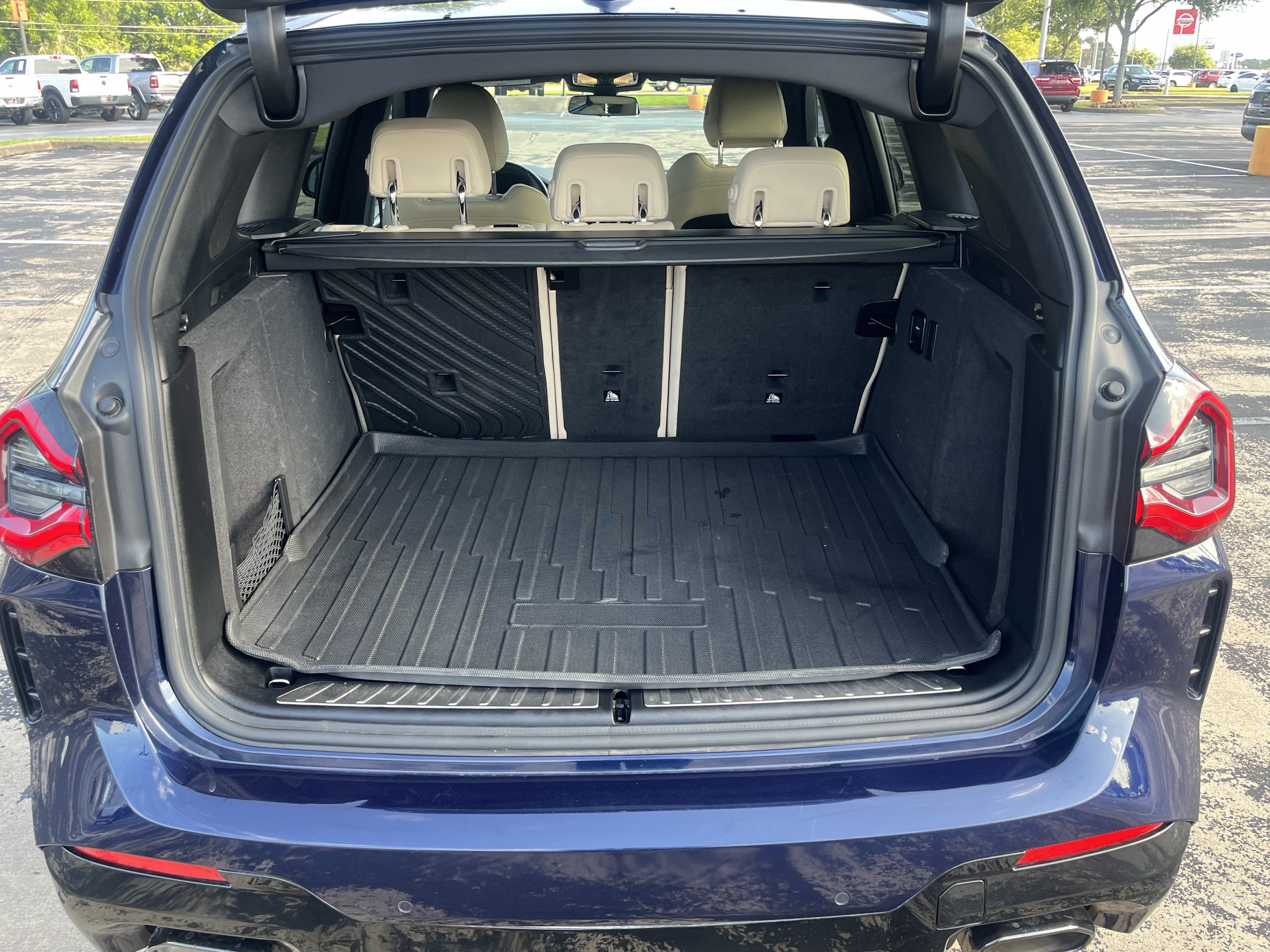 Used 2023 BMW X3 sDrive30i w/ M Sport Package RWD image 12