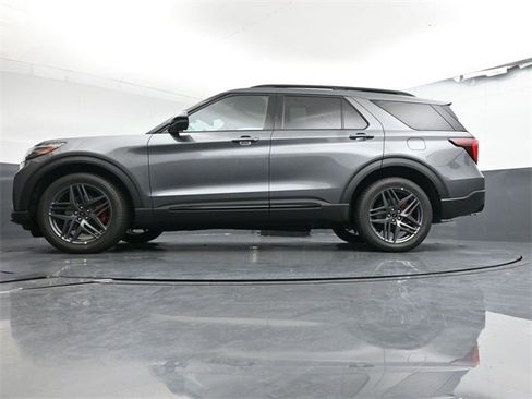 New 2026 Ford Explorer ST image 36