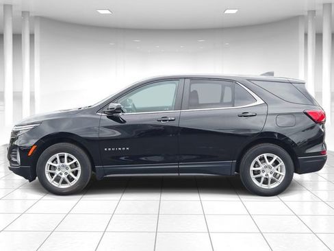Used 2024 Chevrolet Equinox LT FWD image 2
