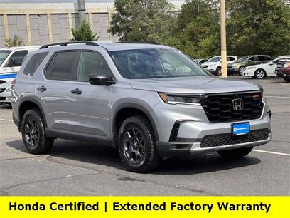 Used 2025 Honda Pilot TrailSport
