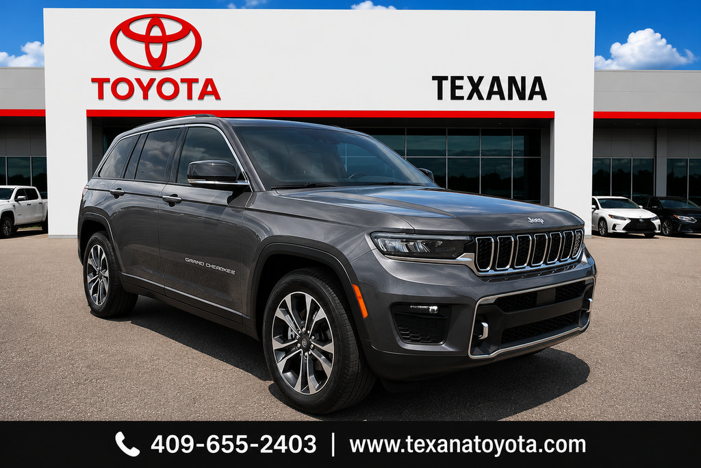 Used 2023 Jeep Grand Cherokee Overland AWD/4WD image 1