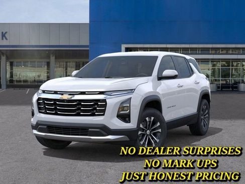 New 2026 Chevrolet Equinox LT w/ Safety and Technology Package FWD image 6