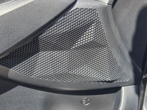 New 2026 Kia Seltos LX FWD image 21