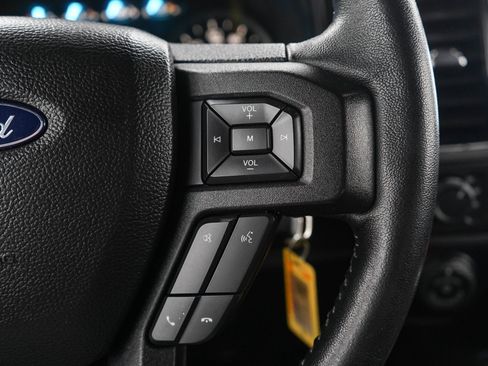 Used 2019 Ford F150 XLT w/ Equipment Group 302A Luxury AWD/4WD image 25