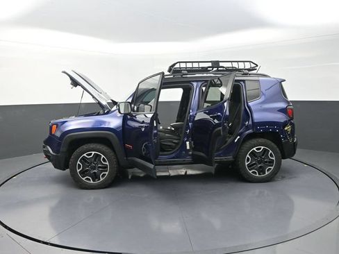 Used 2016 Jeep Renegade Trailhawk AWD/4WD image 42