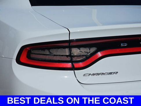 Used 2018 Dodge Charger SXT Plus RWD image 37