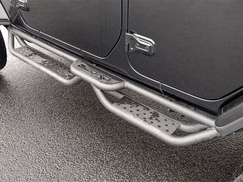 Used 2022 Jeep Wrangler Unlimited Rubicon image 10