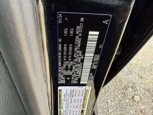 Used 2024 Lexus RX 350 Premium image 31