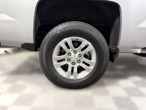 Used 2018 Chevrolet Silverado 1500 LT w/ All Star Edition RWD image 18