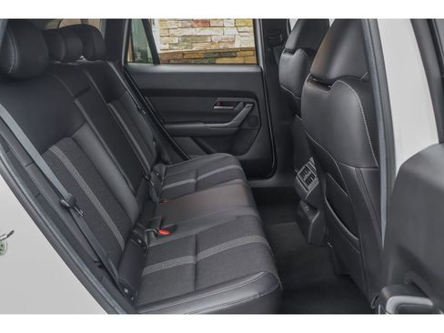 Used 2024 MAZDA CX-50 AWD 2.5 S w/ Weather Package image 18