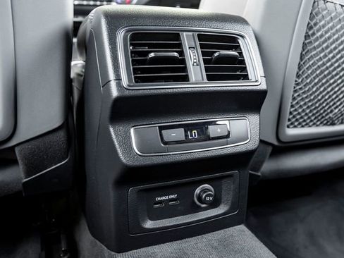 Used 2019 Audi SQ5 Premium Plus w/ Premium Plus Package AWD/4WD image 25