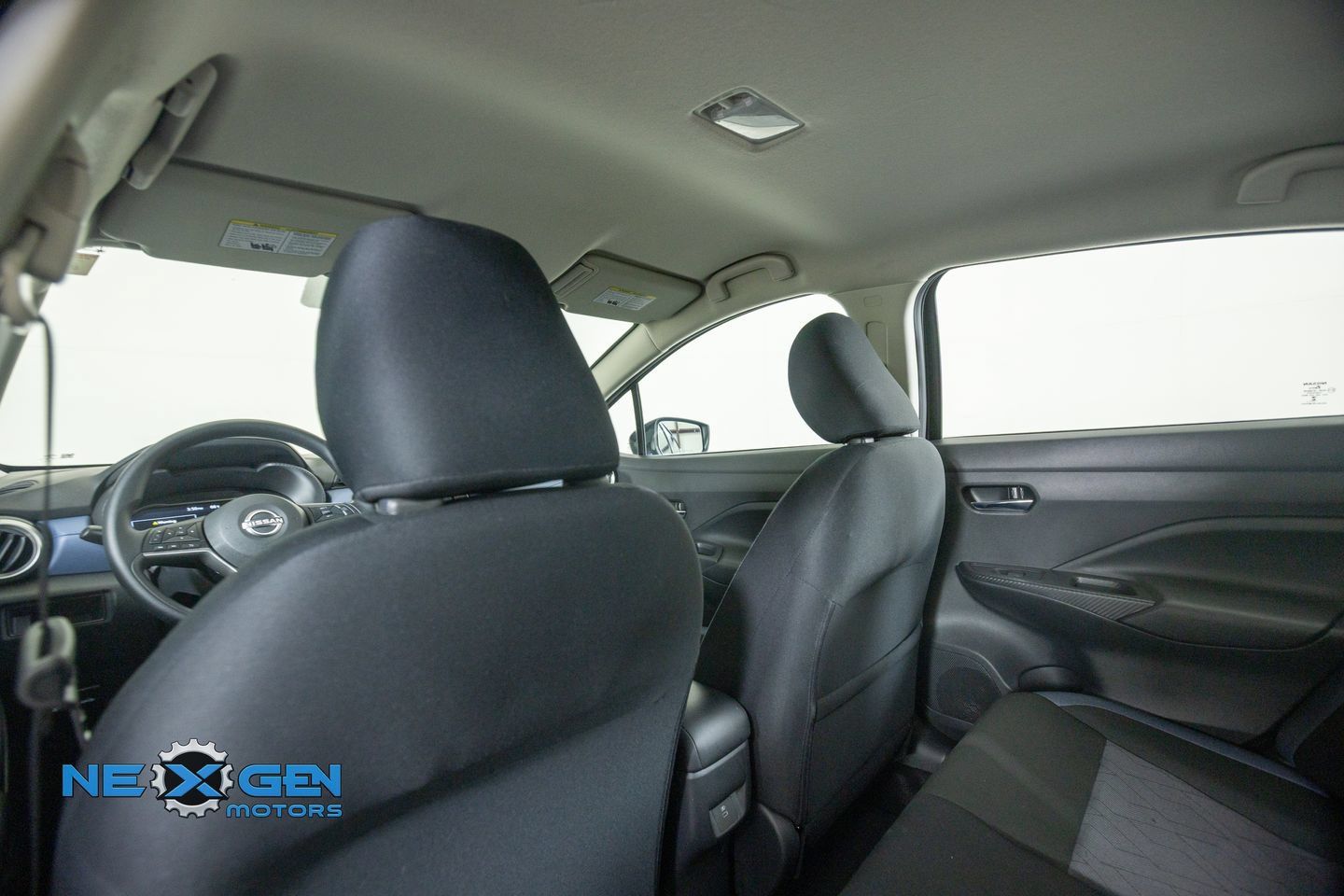 Used 2025 Nissan Versa SV w/ Trunk Package FWD image 29