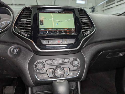 Used 2019 Jeep Cherokee High Altitude AWD/4WD image 34