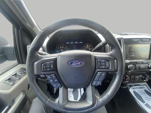Used 2015 Ford F150 XLT w/ Equipment Group 302A Luxury AWD/4WD image 15