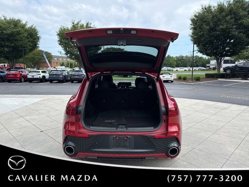 Used 2024 Genesis GV70 2.5T w/ Sport Prestige Package AWD/4WD image 9
