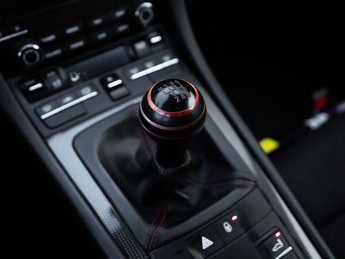 Used 2018 Porsche 911 GT3 RWD image 24