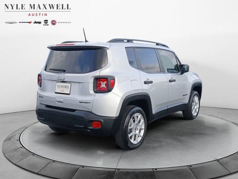 Used 2019 Jeep Renegade Sport w/ Sport Appearance Group AWD/4WD image 16
