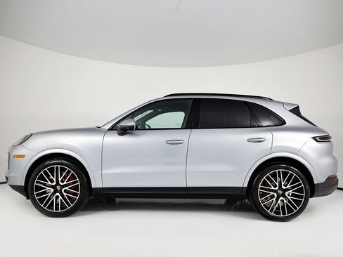 New 2026 Porsche Cayenne S AWD/4WD image 2