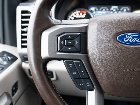 Used 2019 Ford F150 Limited AWD/4WD image 8