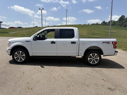Used 2018 Ford F150 XL w/ Equipment Group 101A Mid AWD/4WD image 2
