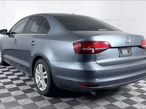 Used 2017 Volkswagen Jetta S FWD image 2