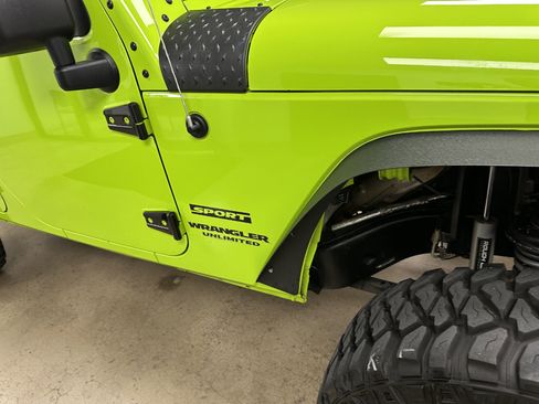 Used 2012 Jeep Wrangler Unlimited Sport image 20