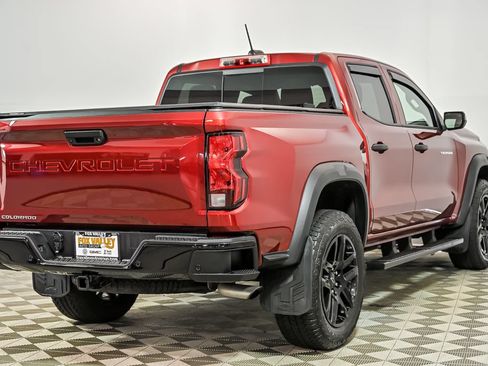 Used 2025 Chevrolet Colorado Trail Boss AWD/4WD image 8