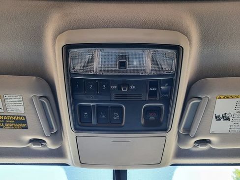 Used 2016 Toyota 4Runner Limited AWD/4WD image 20