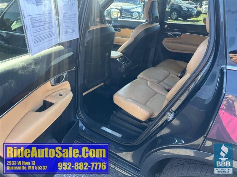 Used 2017 Volvo XC90 T6 Momentum w/ Vision Package AWD/4WD image 12