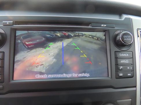 Used 2017 Nissan Titan PRO-4X image 22