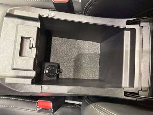 Used 2021 Subaru Outback Limited XT image 26