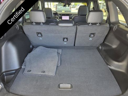 Used 2025 Jeep Grand Cherokee Limited image 14