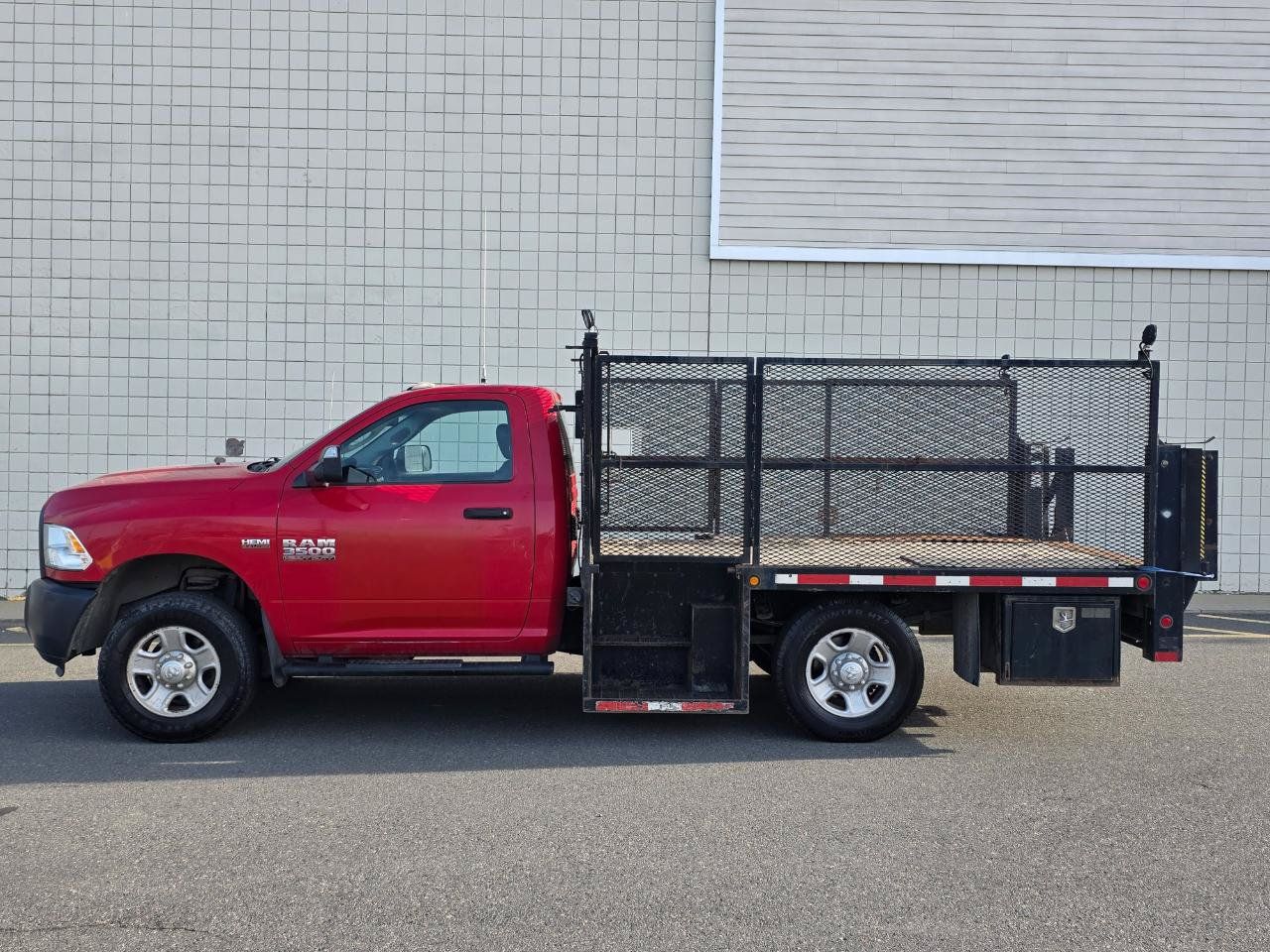 Used 2016 RAM 3500 Tradesman w/ Power & Remote Entry Group RWD image 4